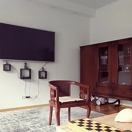 Sara Centar アパート