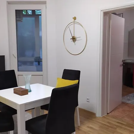 Sara Centar Appartement *