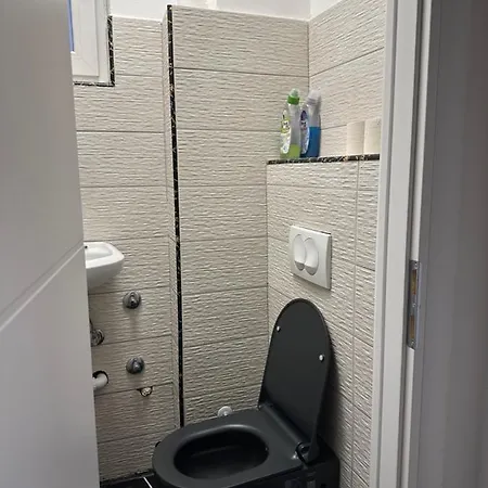 Apartment Sara Centar *