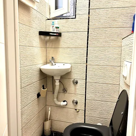 דירה Sara Centar